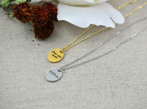 Personalised engraved oval charm