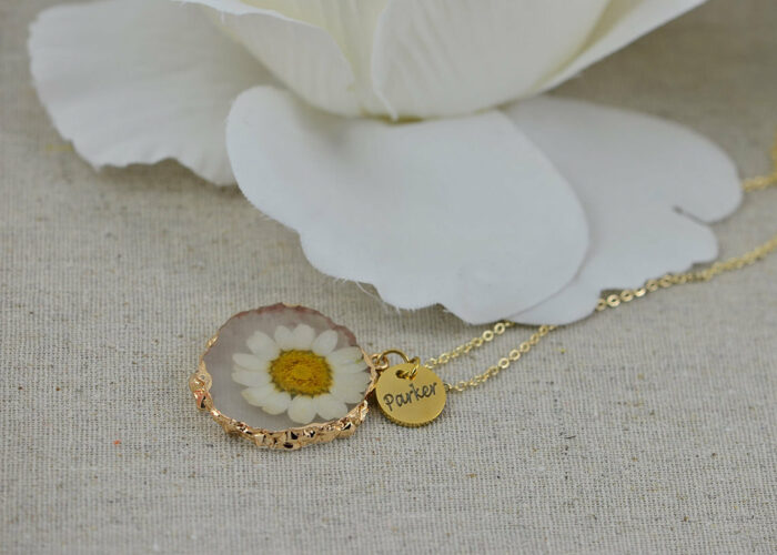 Dried Daisy Flower Necklace, Personalised Gold Charm Engraved Necklace, Bridesmaids Wedding Engraved Initial Necklace, Daisy Necklace