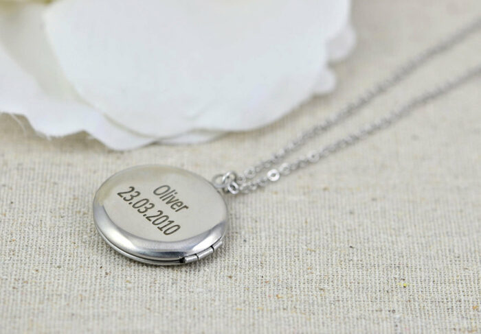 Engraved Locket Necklace, Personalised Silver Locket Necklace, Gift for Her, Memorial Present, Round Stainless Steel Silver Name Necklace