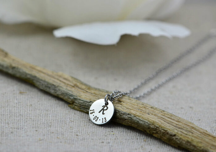Initials Date Personalised Necklace, Engraved Custom Necklace, Silver Round Charm Necklace Customised Mum Bridesmaids Gift Necklace