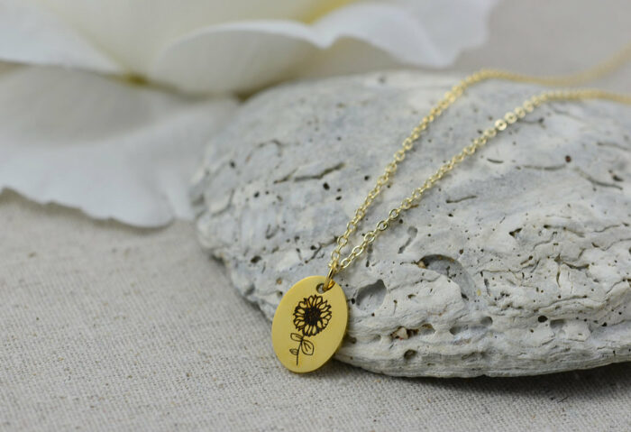 Personalised Sunflower Necklace, Engraved Floral Custom Necklace, Minimalist Dainty Oval Charm Necklace, Bridesmaids Gift Women Jewellery