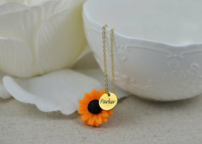 Sunflower personalised Name Necklace, Engraved Charm Necklace, Bridesmaids Wedding Engraved Initial Necklace, Sunflower Pendant Jewellery
